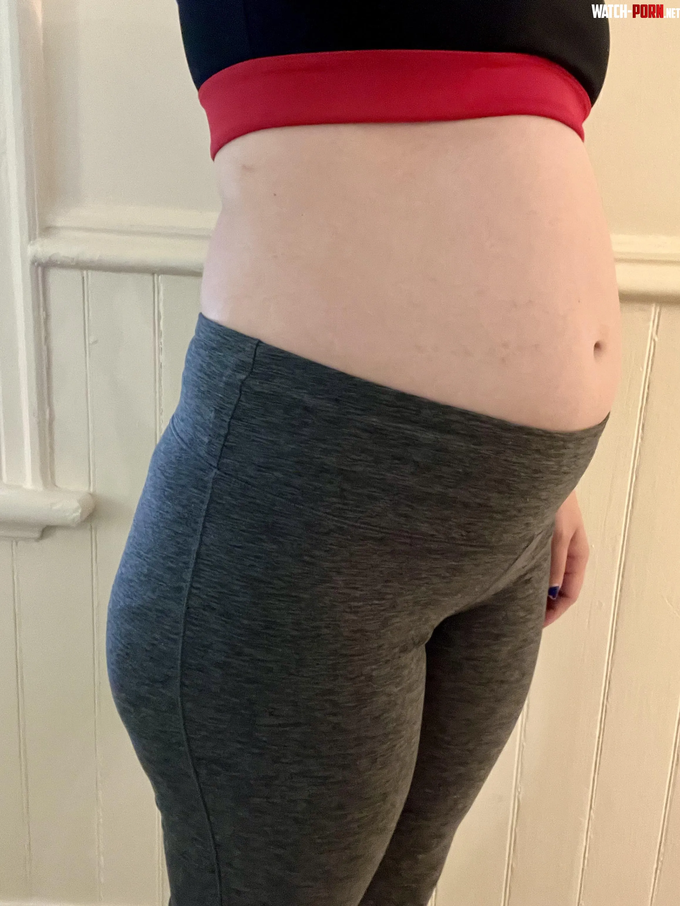 My belly after just a small snack… by mellyybellyy_