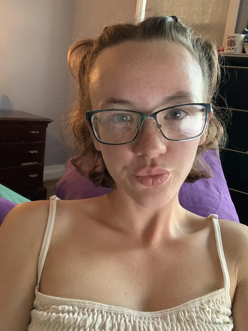 Thumbnail Crystal Clear Vision: Styling Up with Glasses by thebreefontaine