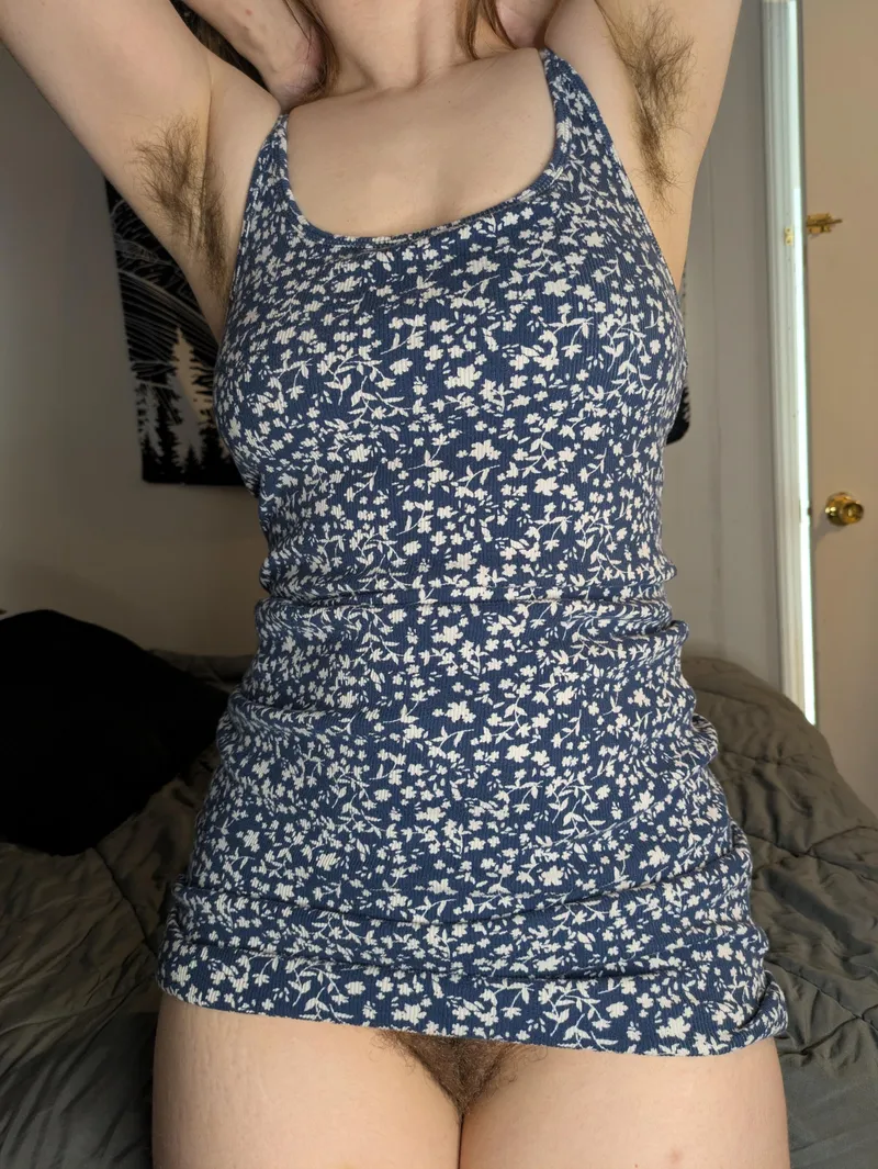 Thumbnail Seasonal Seduction: SisterSleeze's Hairywomenaresexy Allure