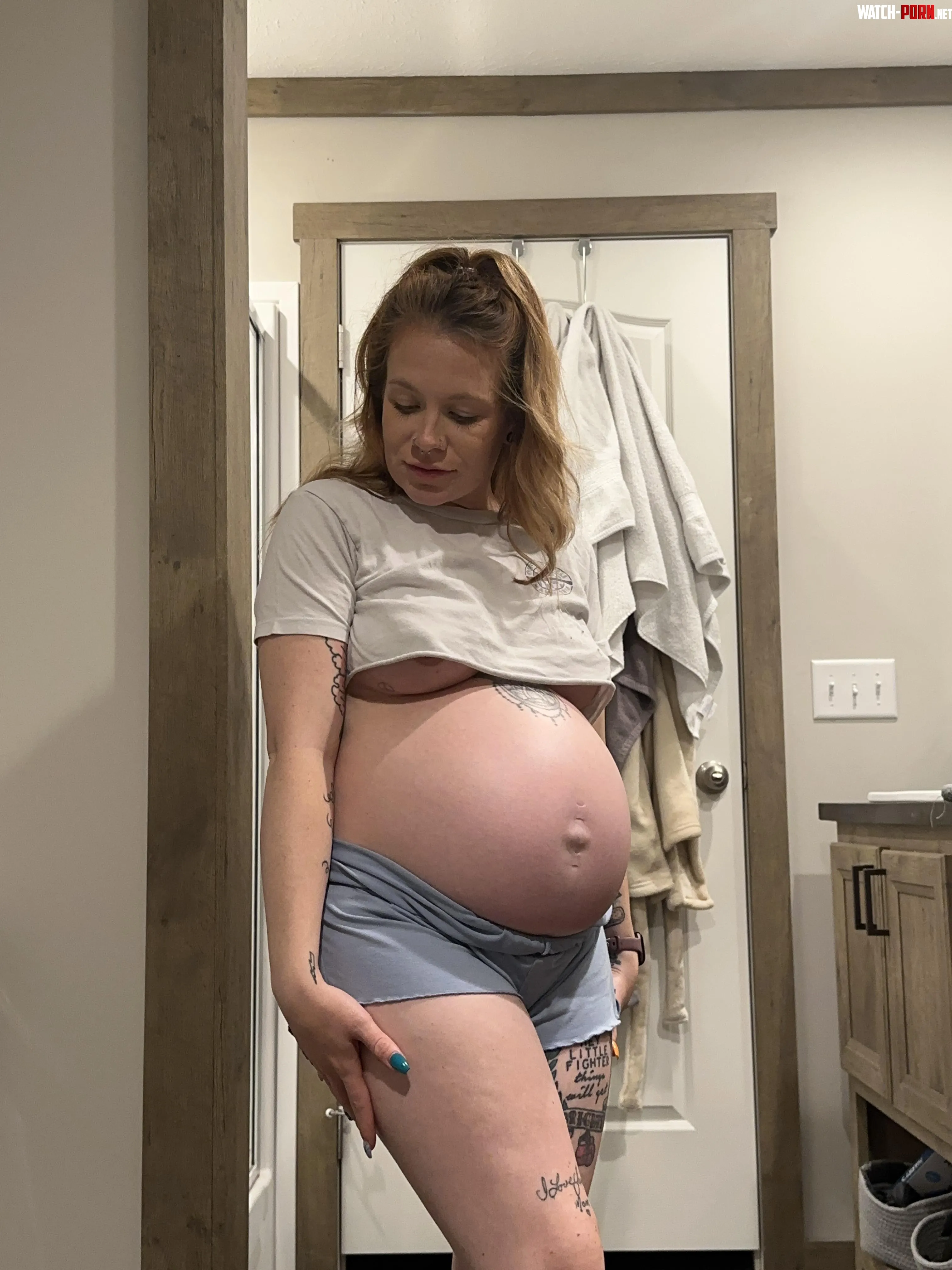 Loving my pregnant body, are you? by wildlymee
