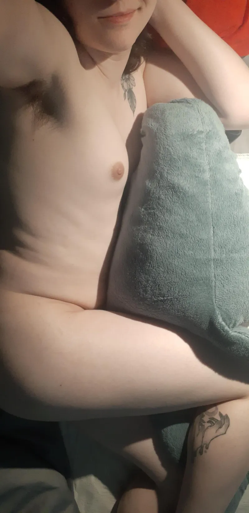 Thumbnail SapphicGoddessSlut's Alluring Smirk | dykesgonewild