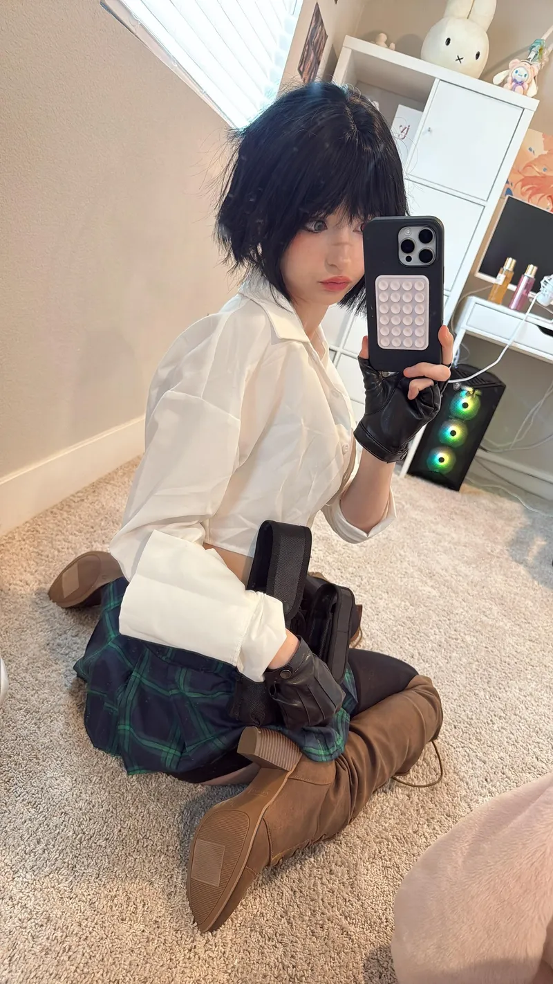 Thumbnail Lady from Devil May Cry: A Smeeps Recreation | CuriousRoad4678