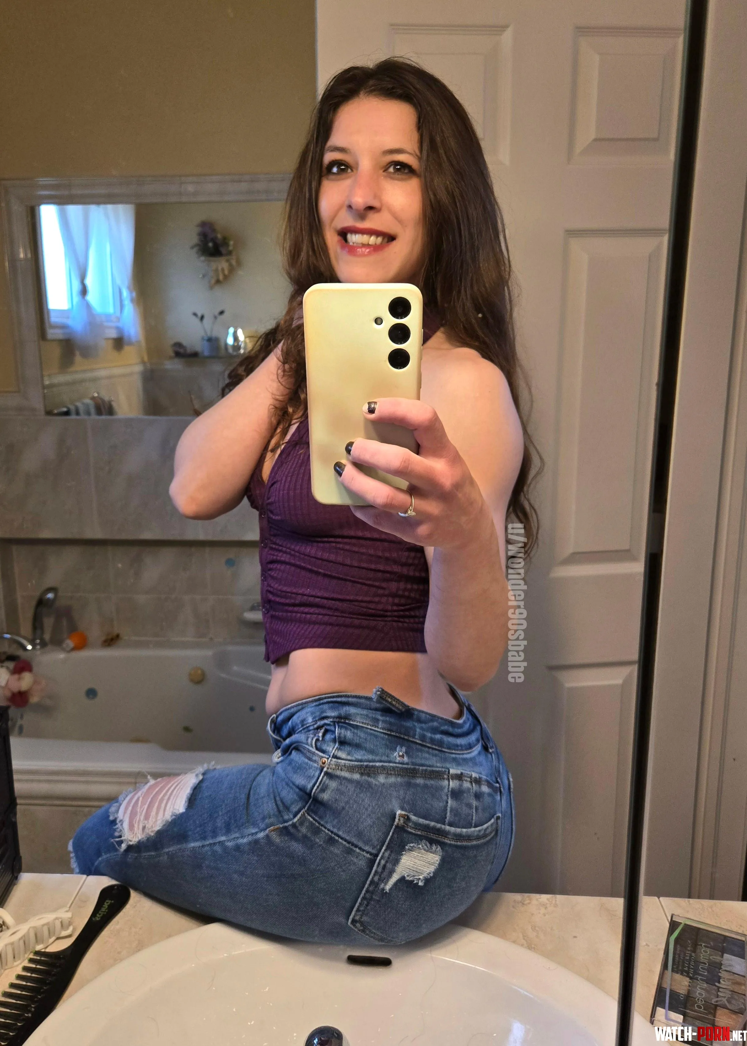 Just a cute Selfie :) Follow me @wonder90sbabe by Wonder90sbabe
