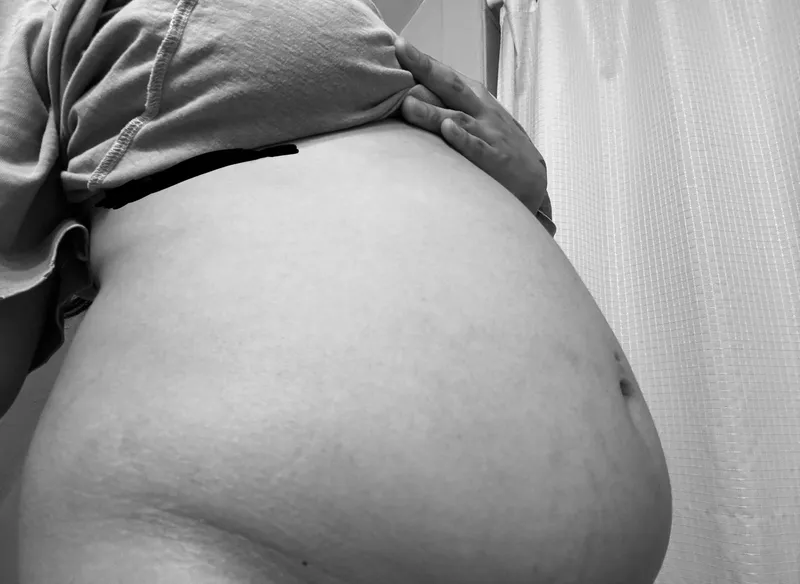 Thumbnail Diving into the Challenges of Overeating with shecaneat18 | Stuffers