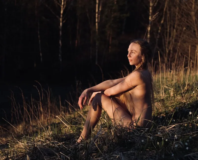 Thumbnail Countrygirl Bliss: Capturing the Sunset | Artanni55
