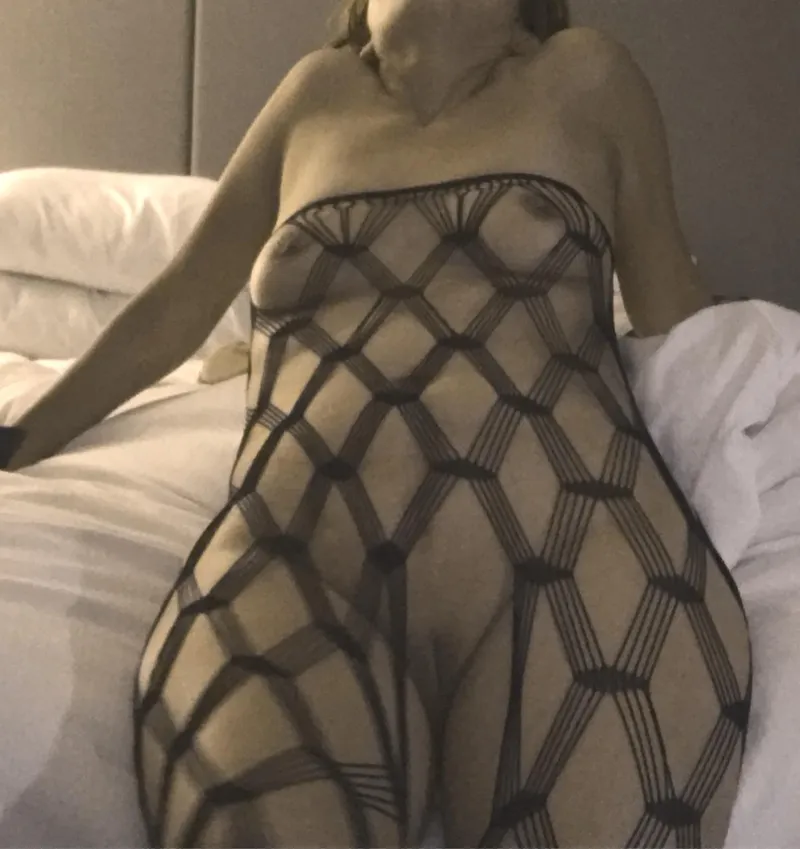 Thumbnail NSFW Dilemma: Assessing the Outfit's Risks | Comfortable_Bug_7706 | nsfwoutfits