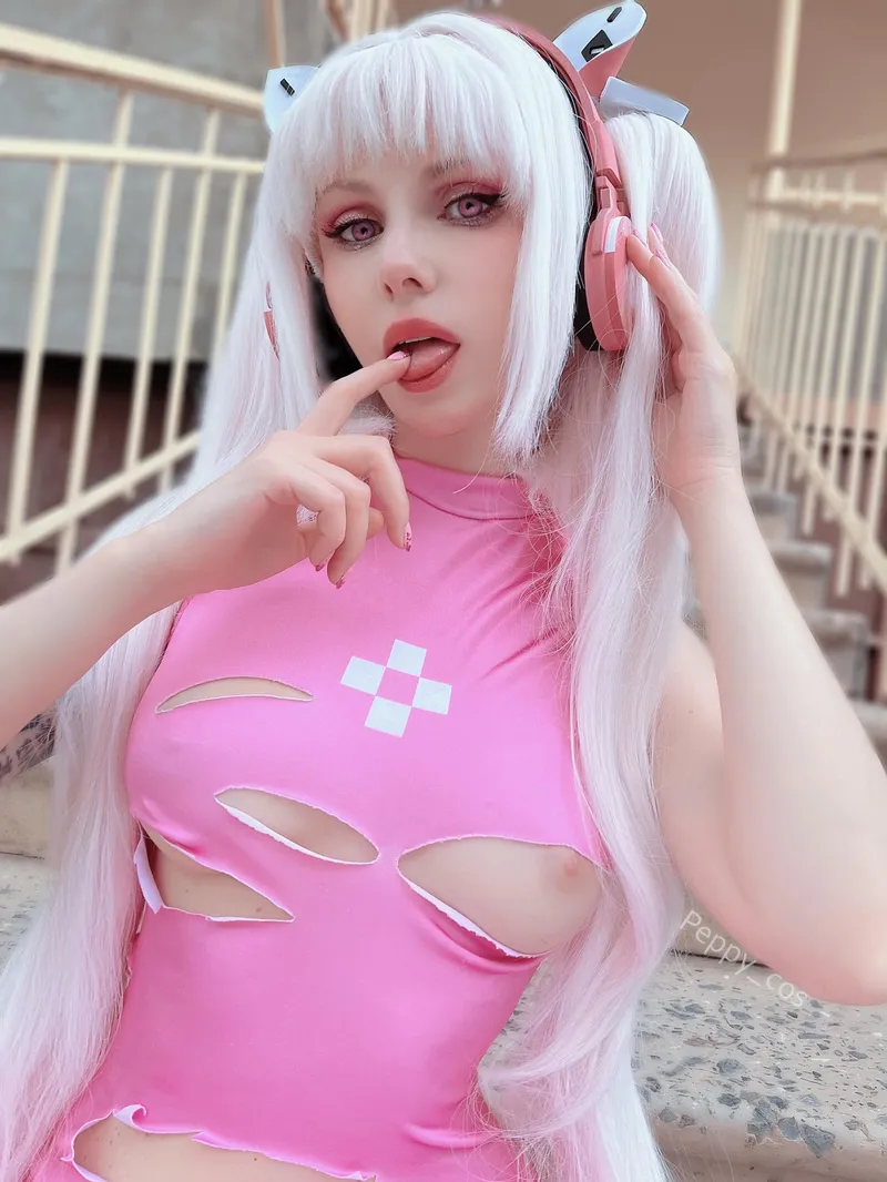 Thumbnail Cosplay Spotlight: Alice from Goddess of Victory - Nikke | peppy_cos