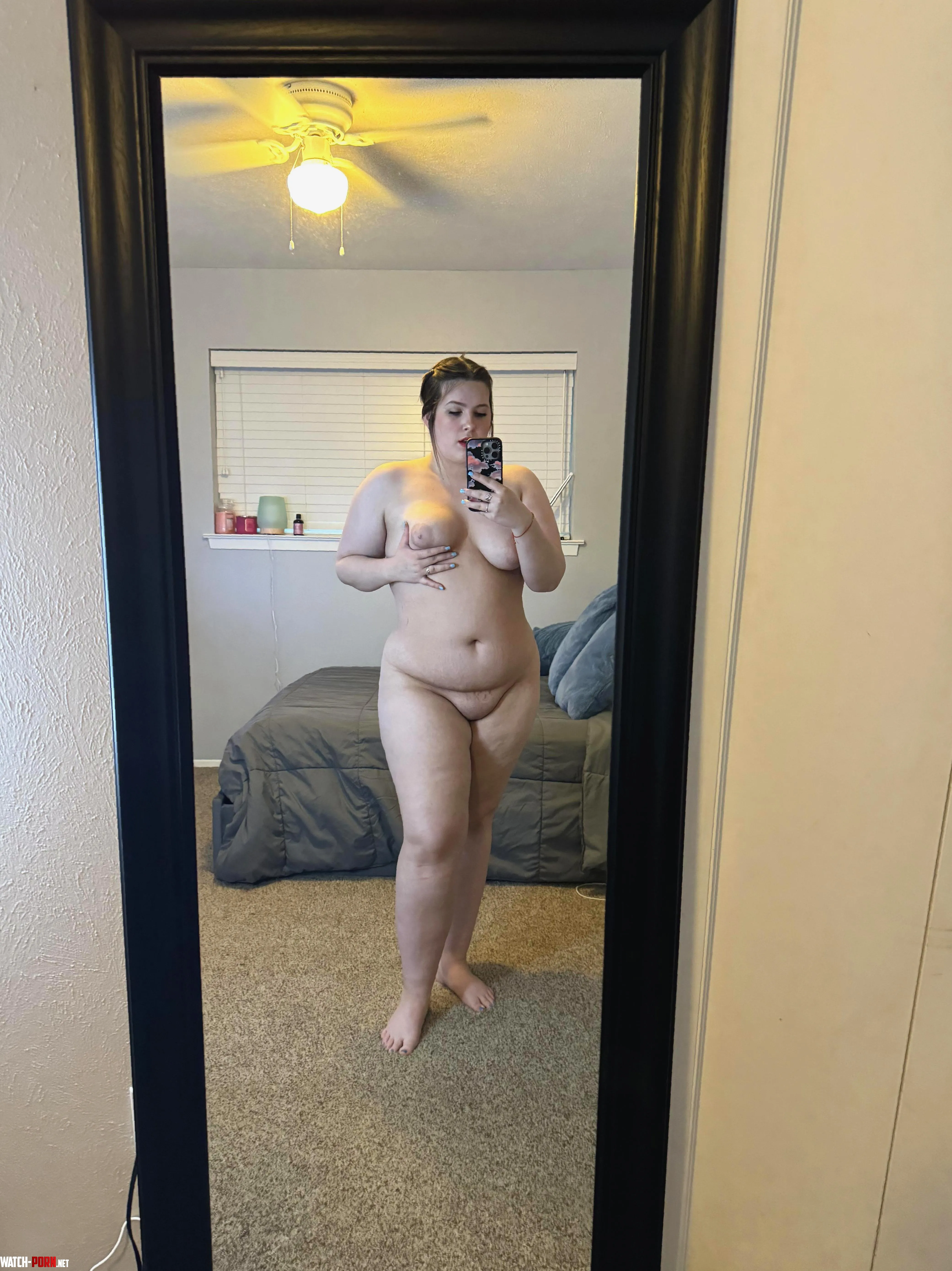 Am I really fuckable to older men or just an attractive 220 pounds college student? by Nikki_Smithhh