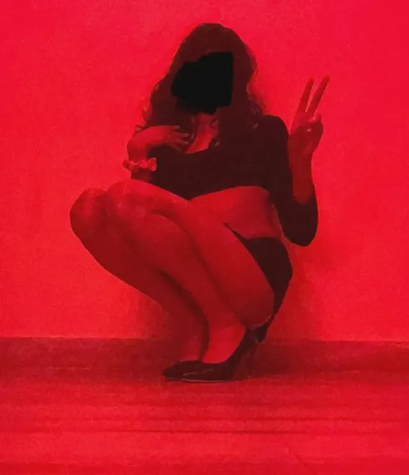 Thumbnail Posing Online for Real Men: Sissybitchboy1234's Pleasures
