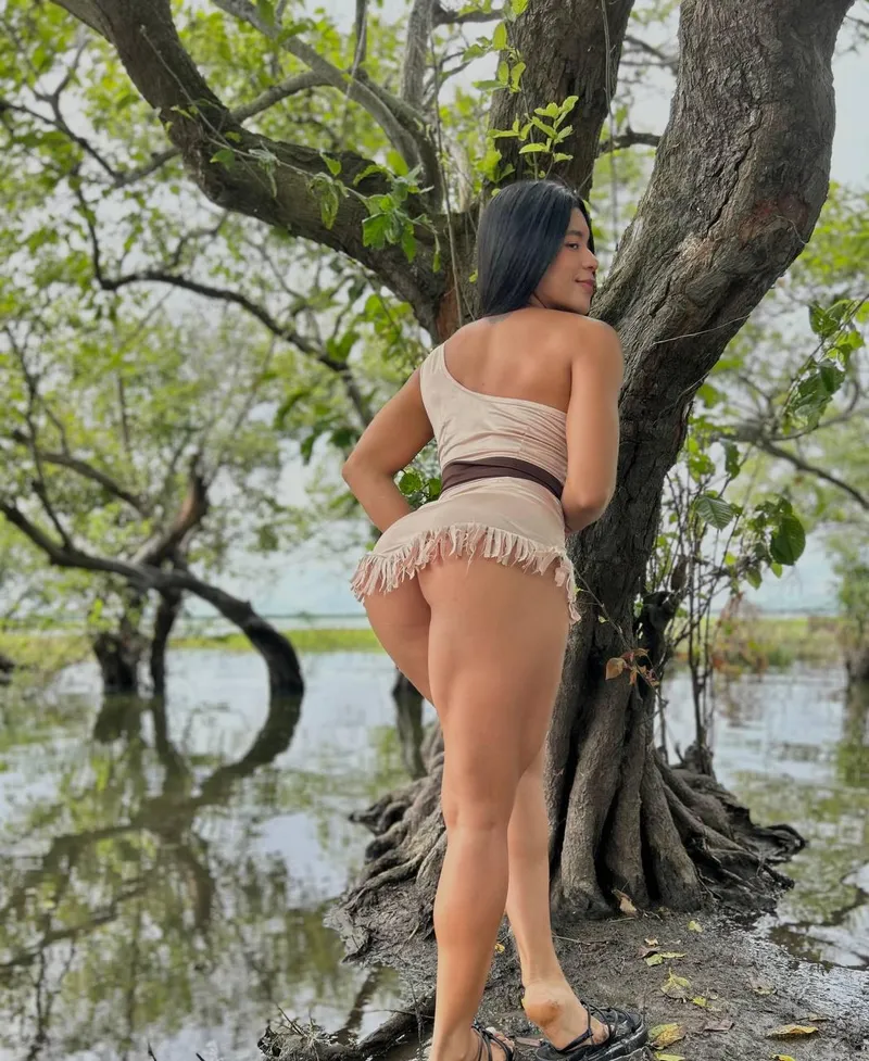 Thumbnail Wild Allure: Embracing Pocahontas in the Wild | Author: maggiemarina