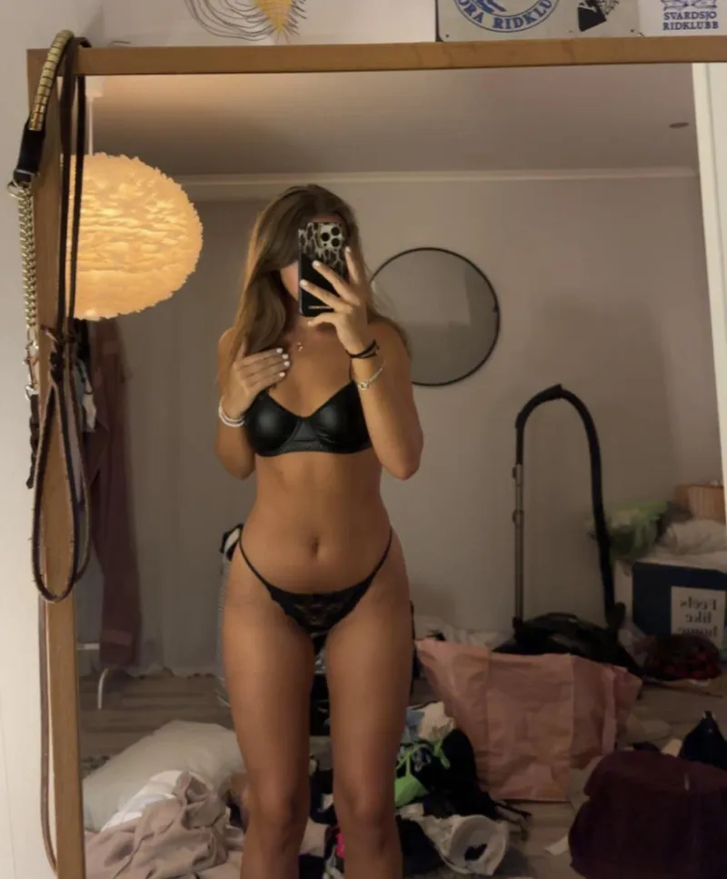 Thumbnail alleeeed's Temptation: Jag Vill Vara Din Leksak Ikväll😈 in SweNsfw