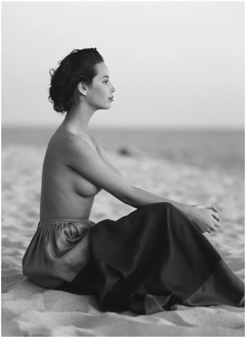 Thumbnail Christy Turlington: Timeless Elegance in the Modeling World | Models