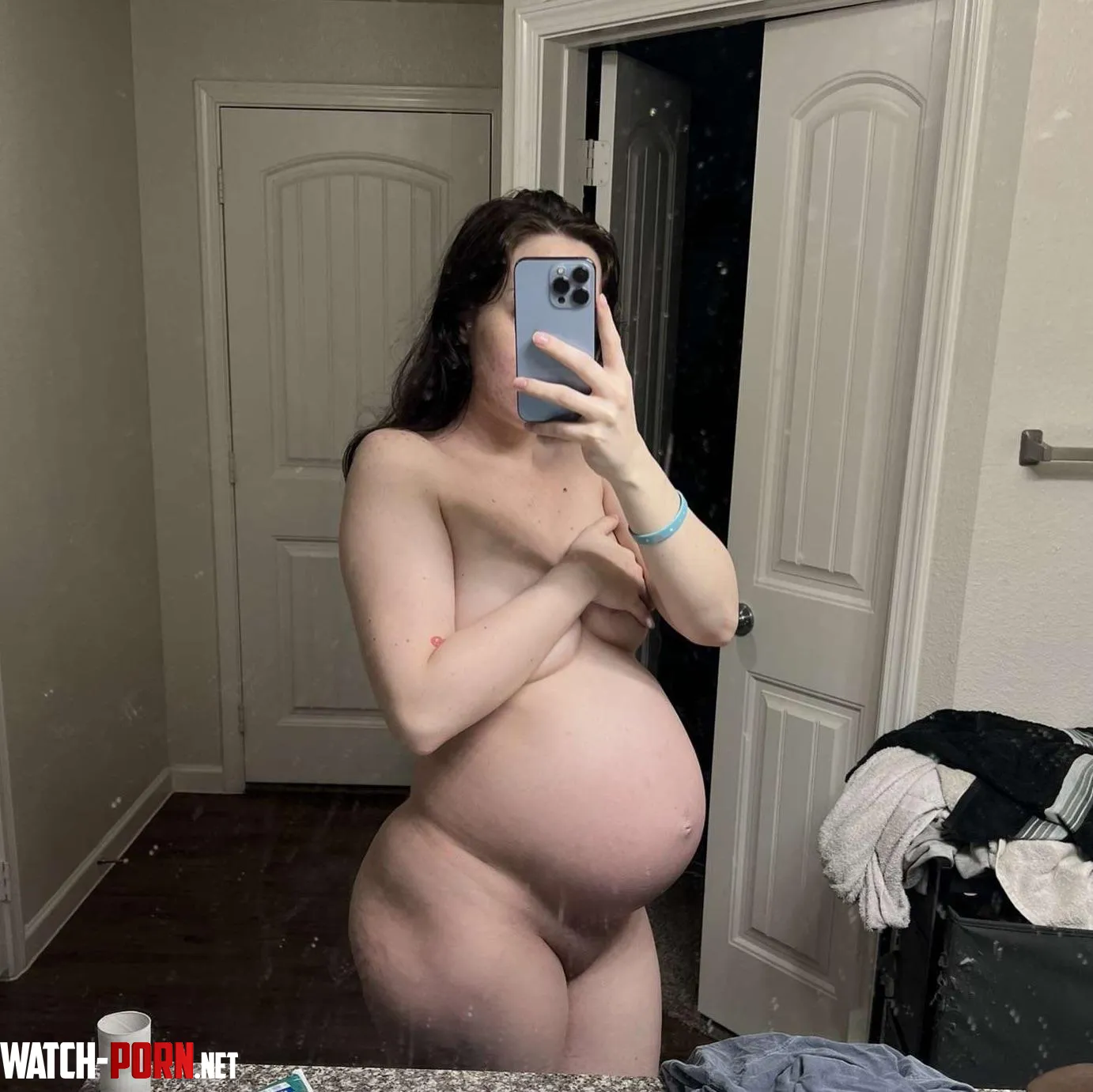 I love being pregnant by uncutliz