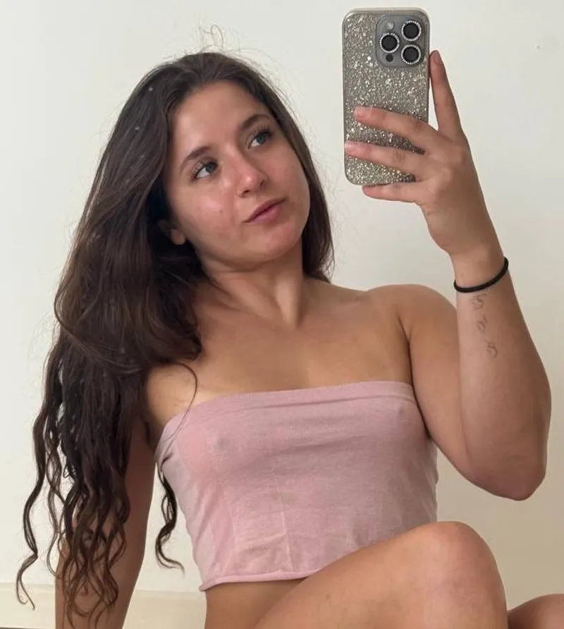 Thumbnail Trusting my Top: A Braless Adventure by Lovelivee