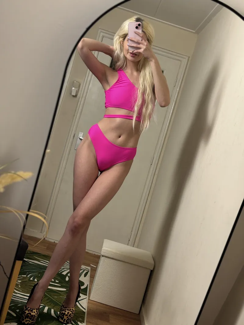 Thumbnail Leggy Blonde Alert: Meet Your Favorite! | LanaPeaches__
