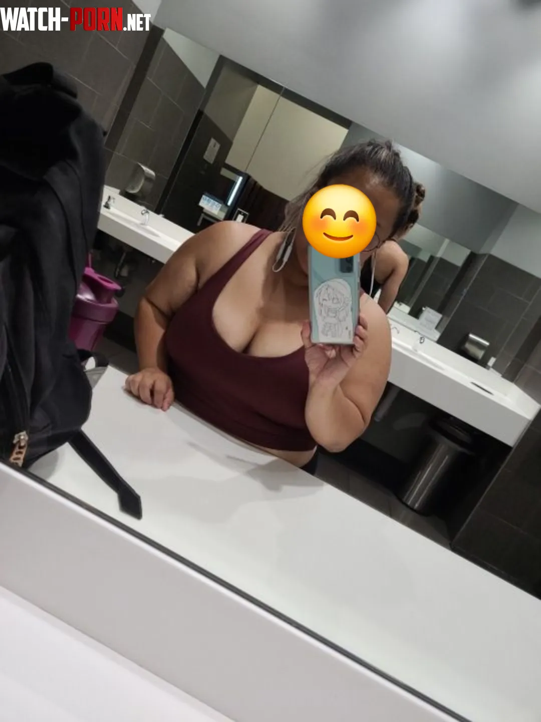 gym selfie by voicelessariel