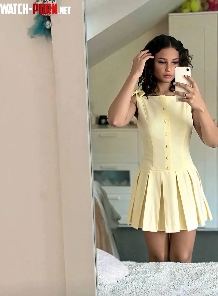 do i look good in my yellow dress? by Livid-Point6713