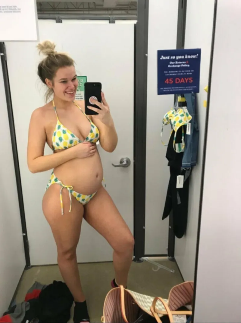 Thumbnail Pregnant Wifey Shopping for Spicy Pics: Dive into WifeWantstoPlay