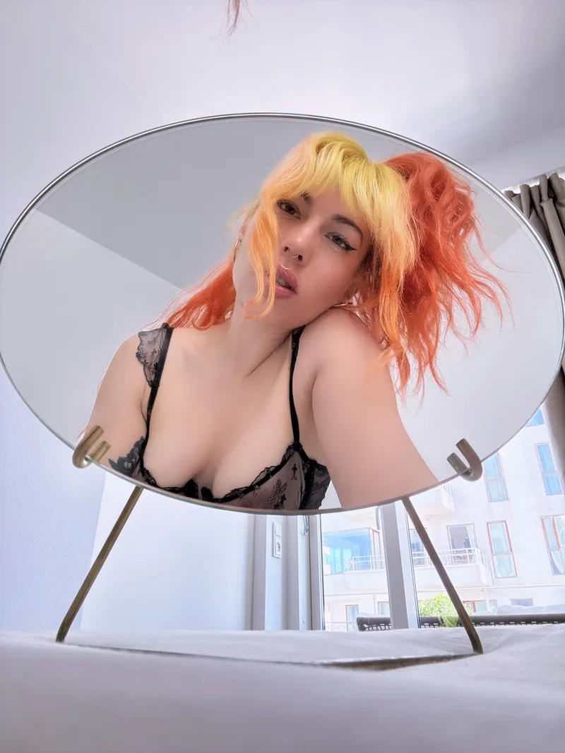 Thumbnail Yearning for Company: Comfort in Bed | livaydpunk