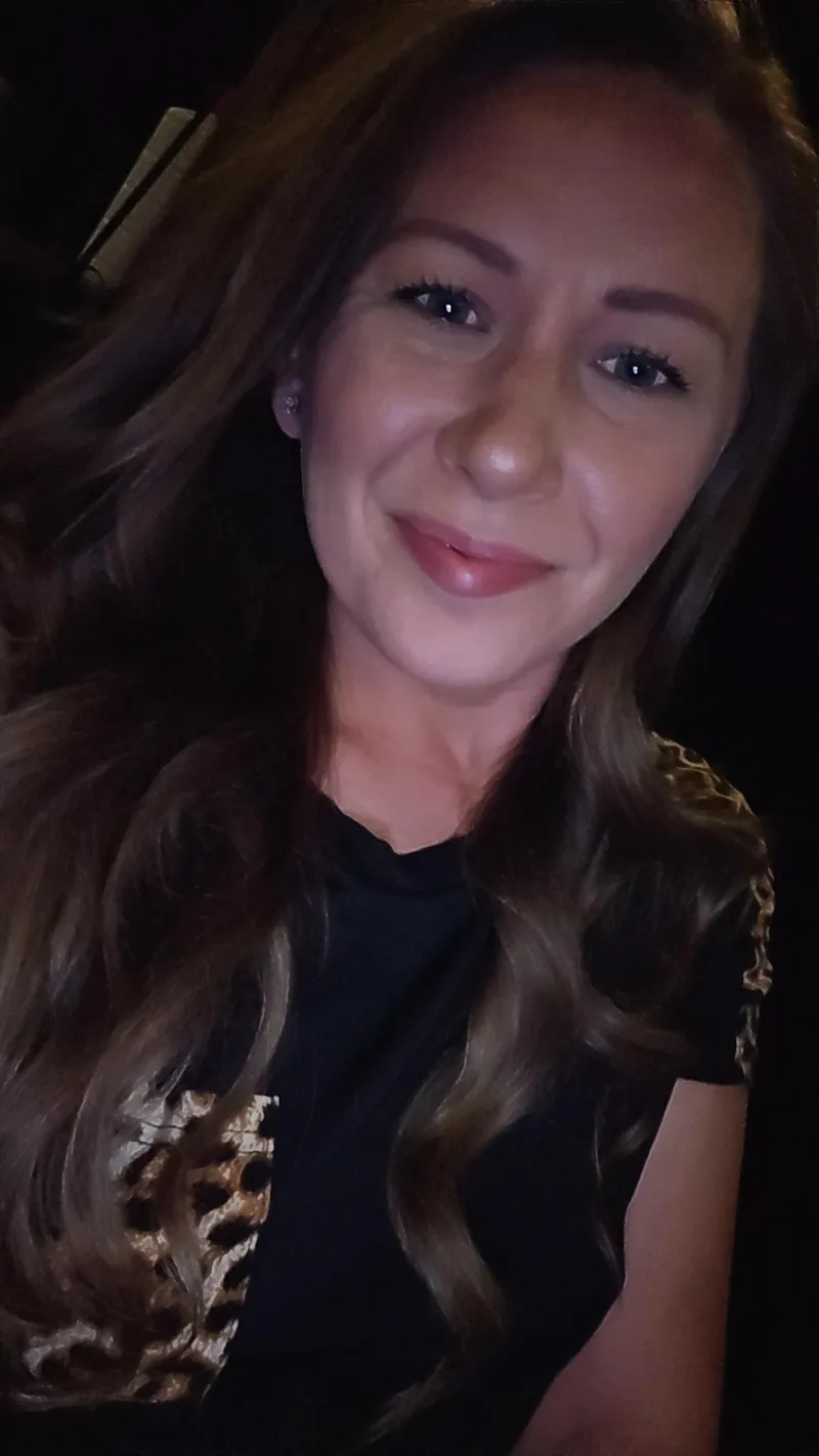 Thumbnail Ms_Britty Invites You to 'Make Your Weekend Better' with Her | maturemilf