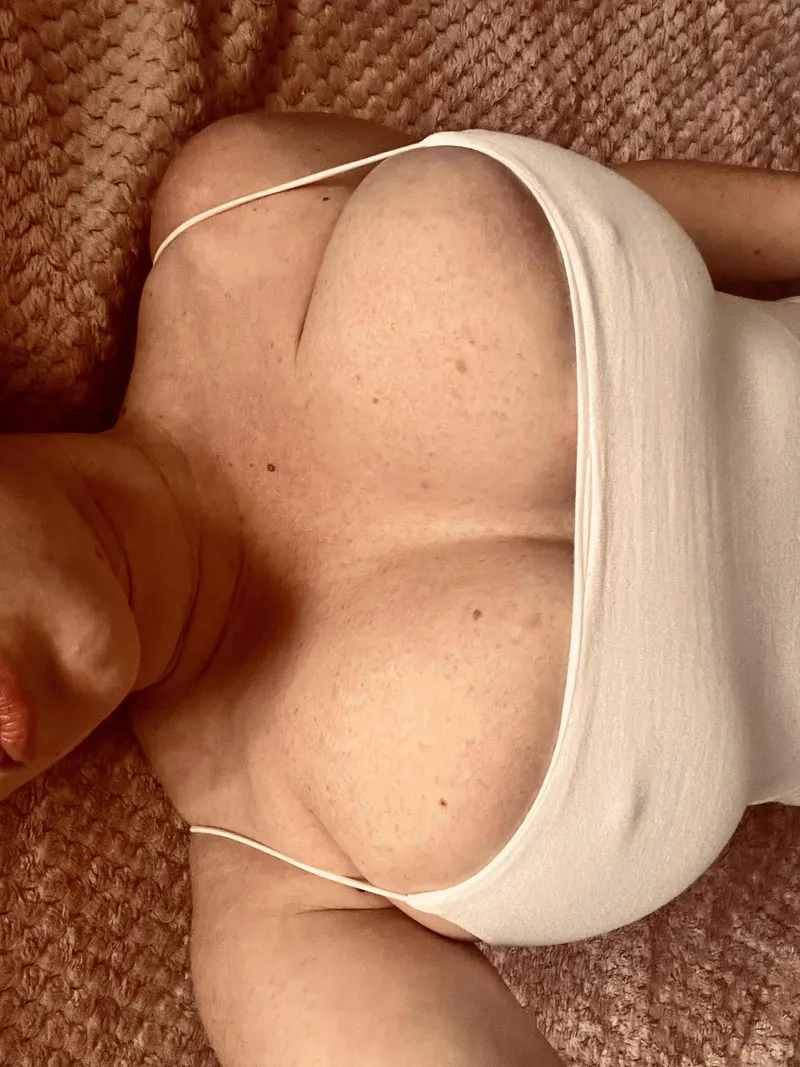 Thumbnail Engage with airaaan10's Invite: Grab and Enjoy Those Alluring Pokies