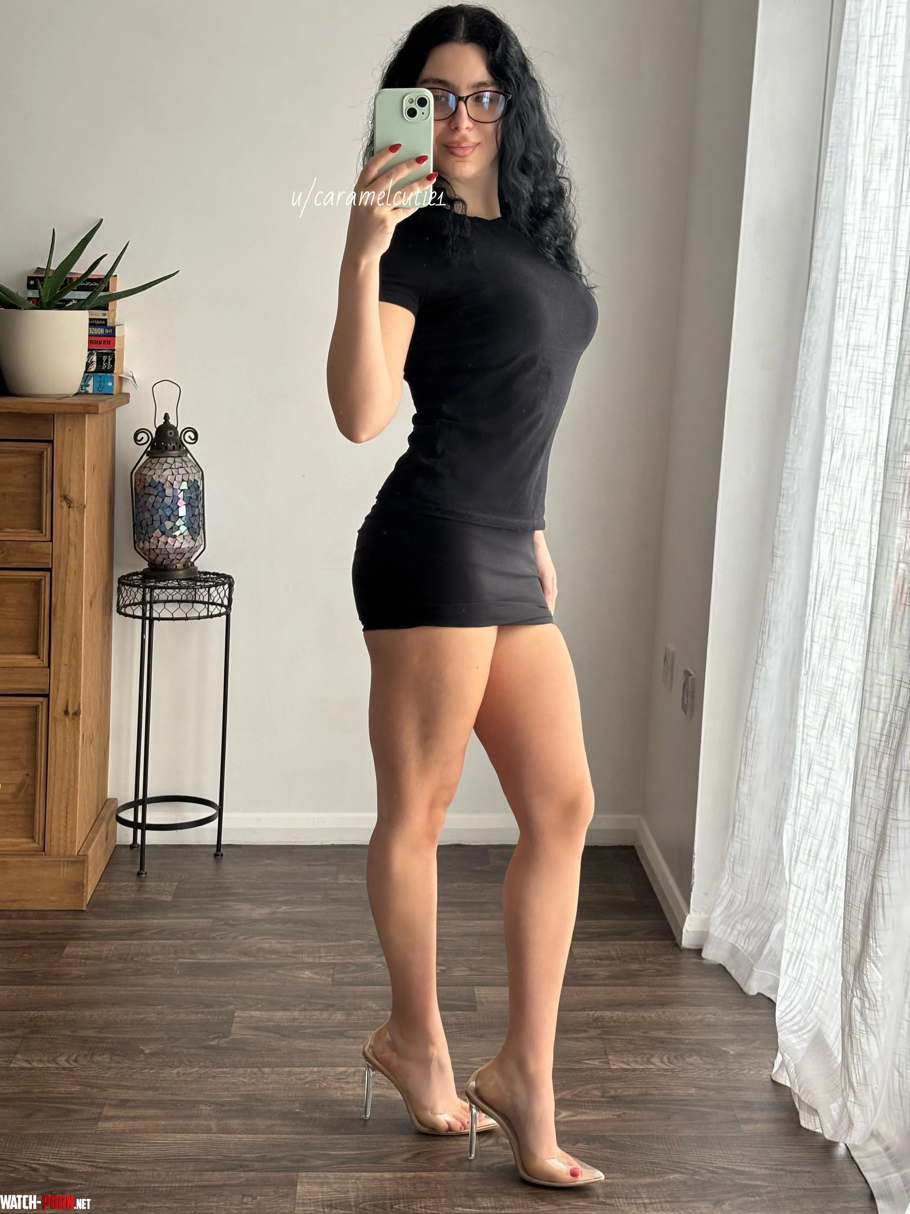 Today was a bare legs day by caramelcutie1