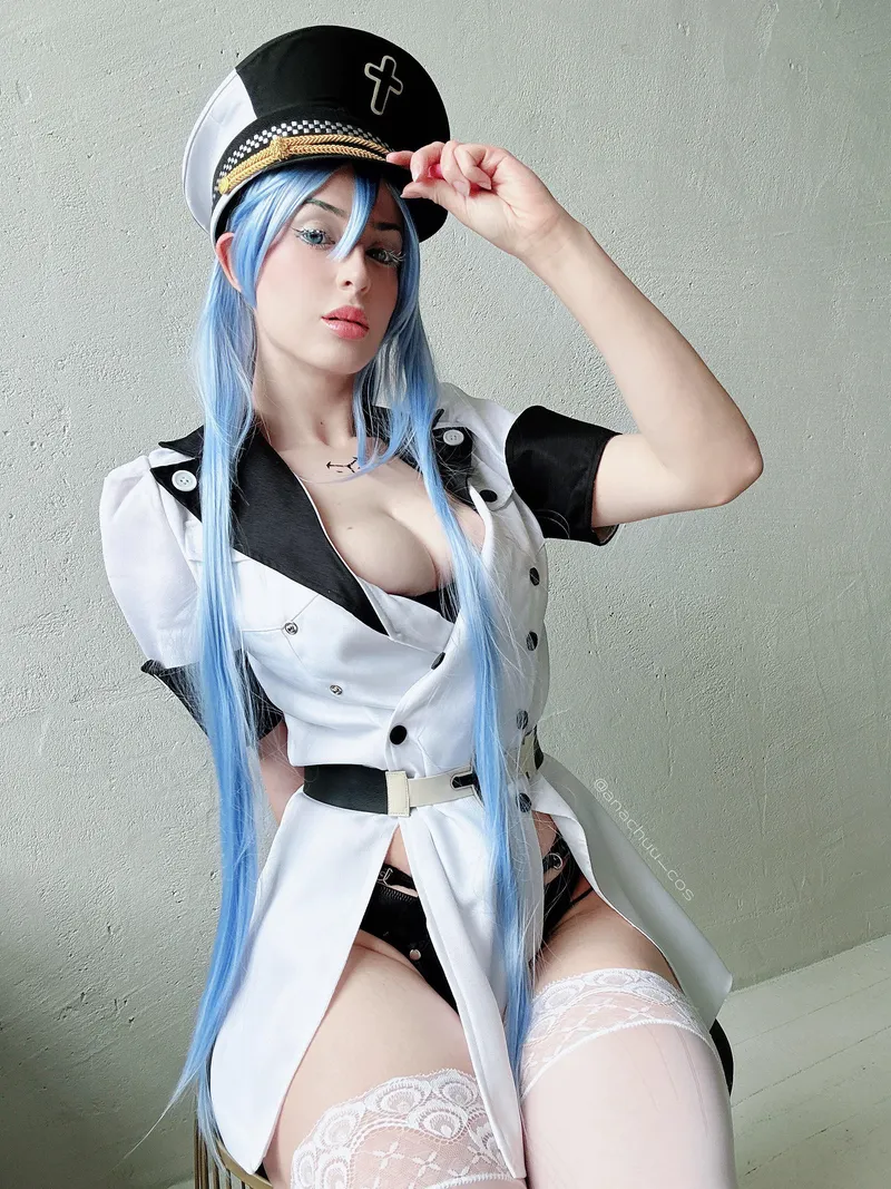 Thumbnail Anachuunyan: Esdeath's Spellbinding Cosplay Revelation