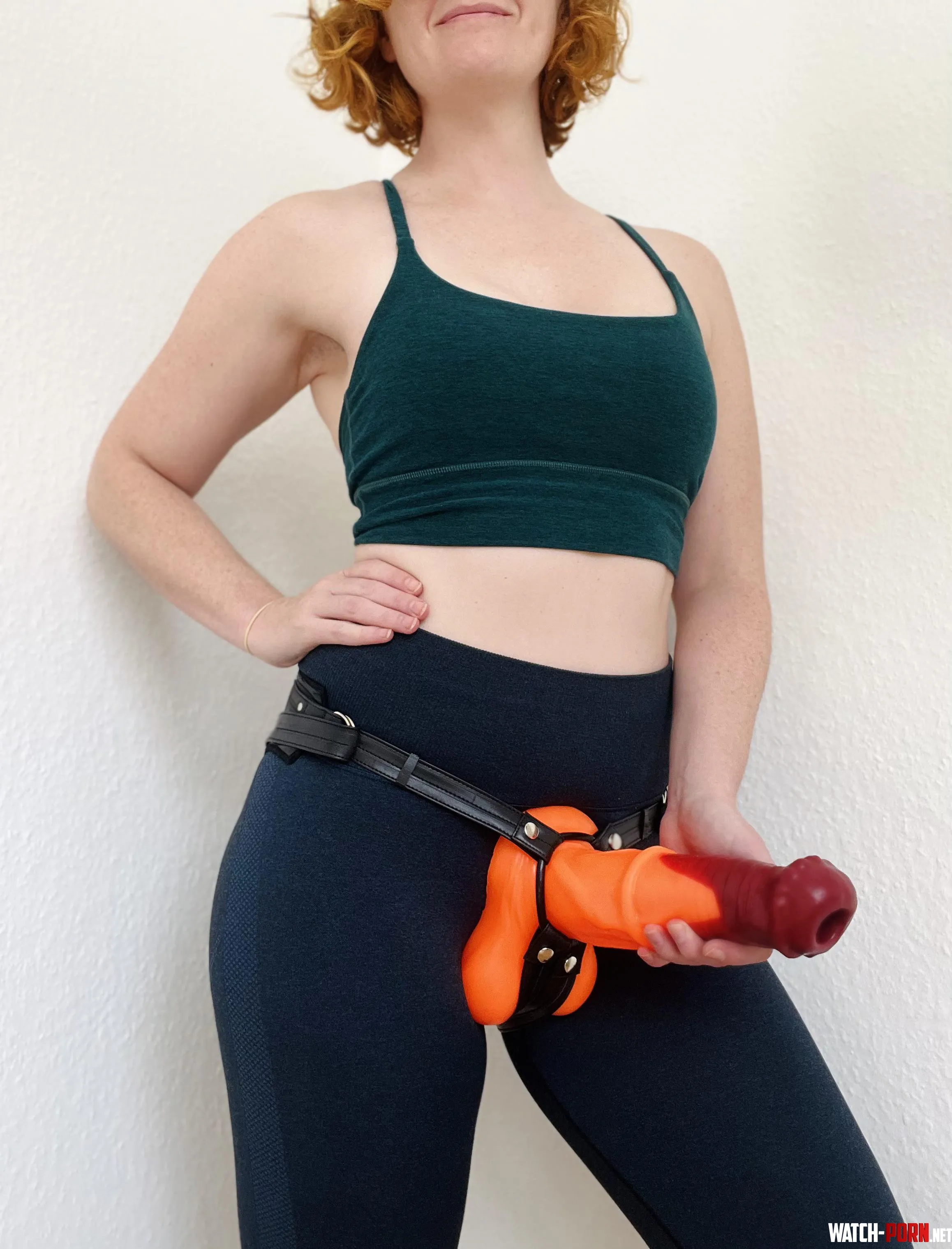 Wearing a Clyde Ovipositor from Primal Hardwere by Gr8WhoreofBabylon