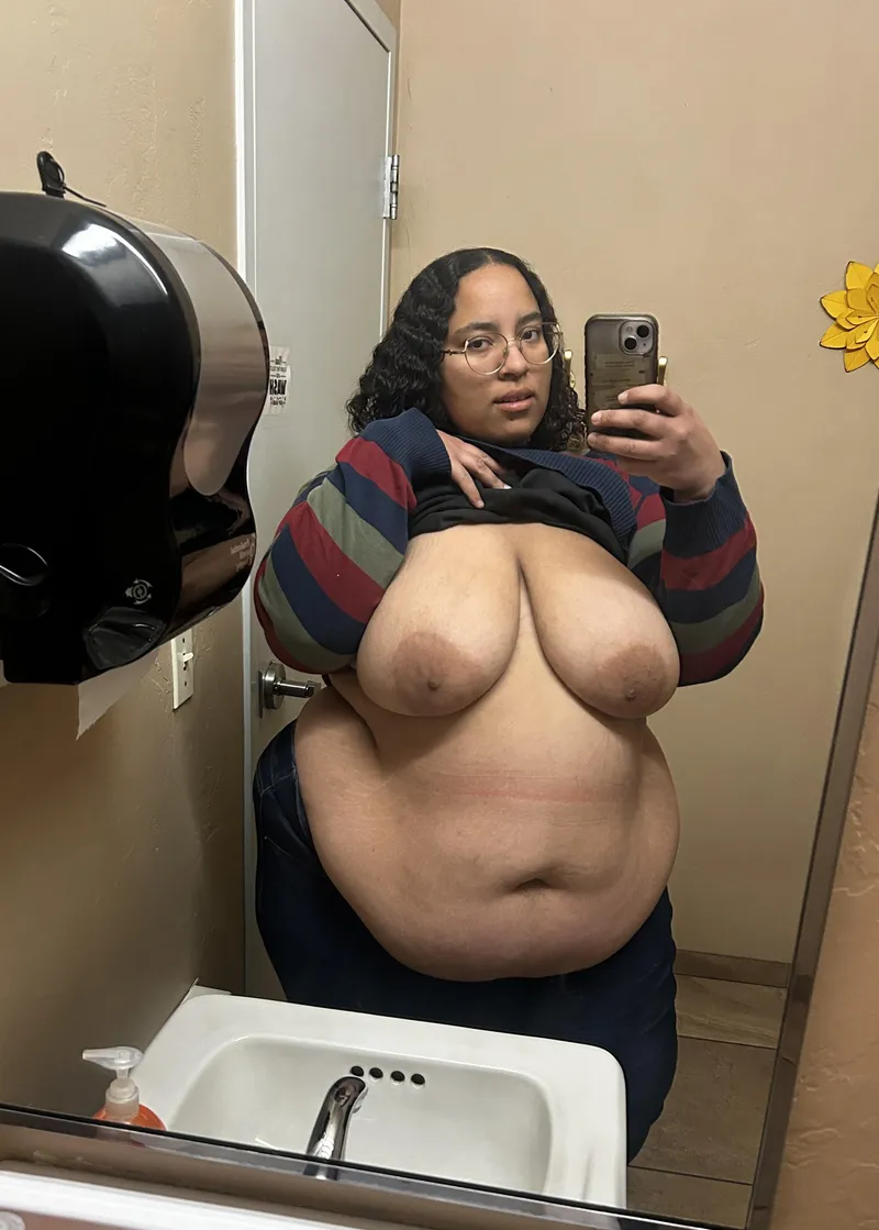Thumbnail Milky Monday Temptations: A SSBBW Fantasy