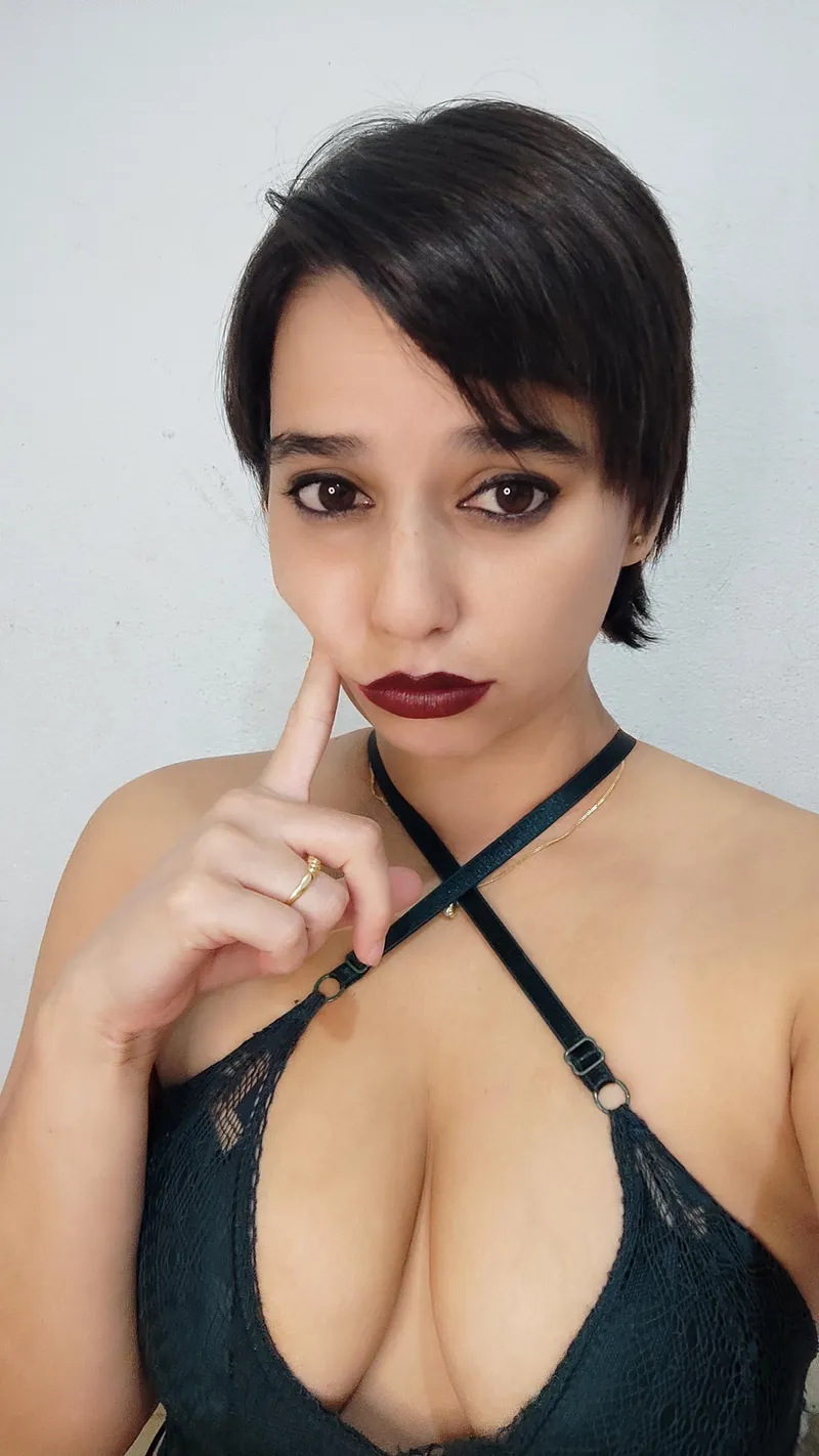 Thumbnail rahelbald: Spoiled and Capricious Beauty on shorthairchicks