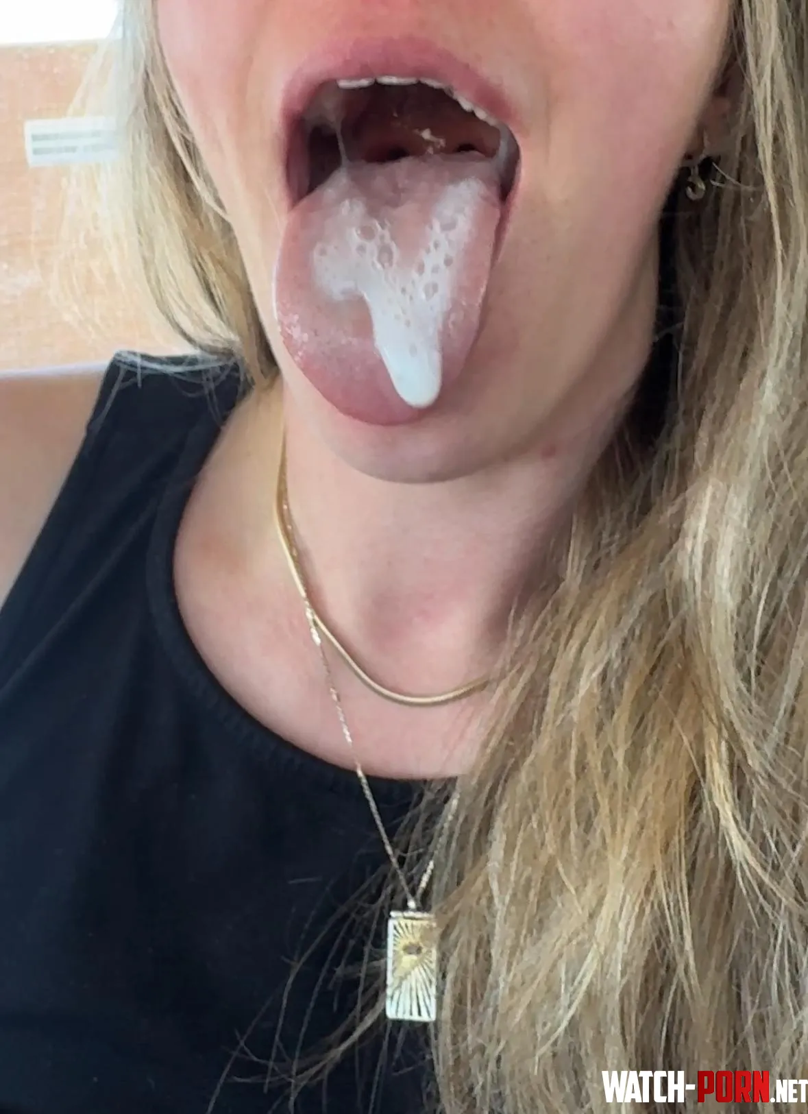 POV you cum in my mouth in the backseat 😜 by _leggy_blonde
