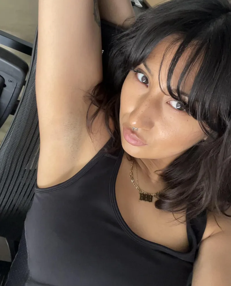 Thumbnail Seductive Invitation: Look into My Eyes for Armpit Action by Llilagrey