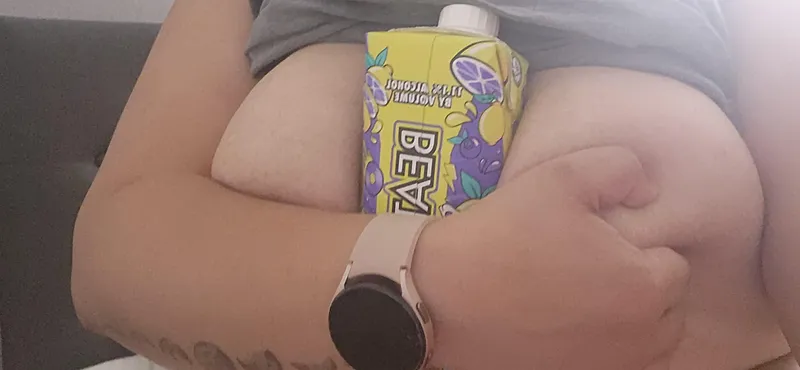 Thumbnail Unexpected Use of Cleavage: A Handy Cup Holder by voicelessariel