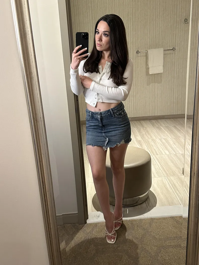 Thumbnail AlanaAraya's Summer Vacation Lookbook in Croptopgirls Fashion