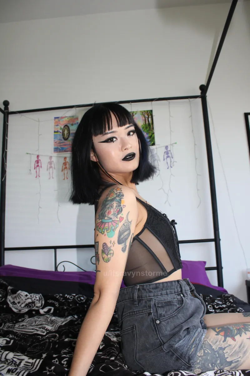 Thumbnail itsravynstorme: The Irresistible Goth Asian on AsianNSFW
