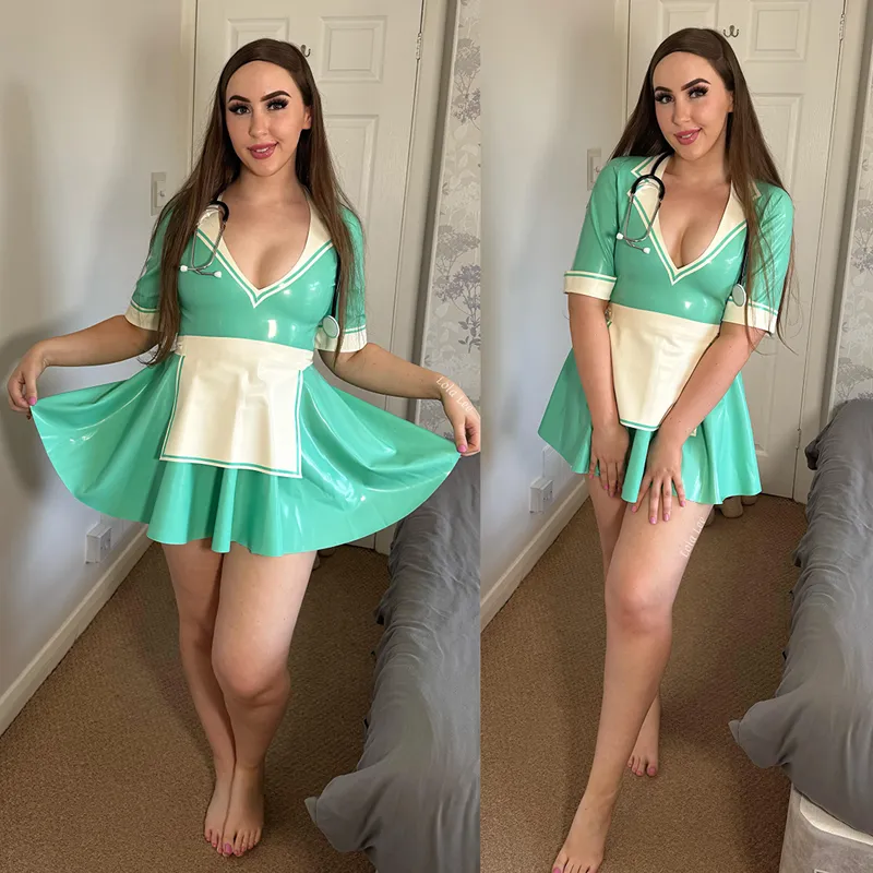 Thumbnail Latex Nurse Cosplay: A Daring Transformation | lola_98x