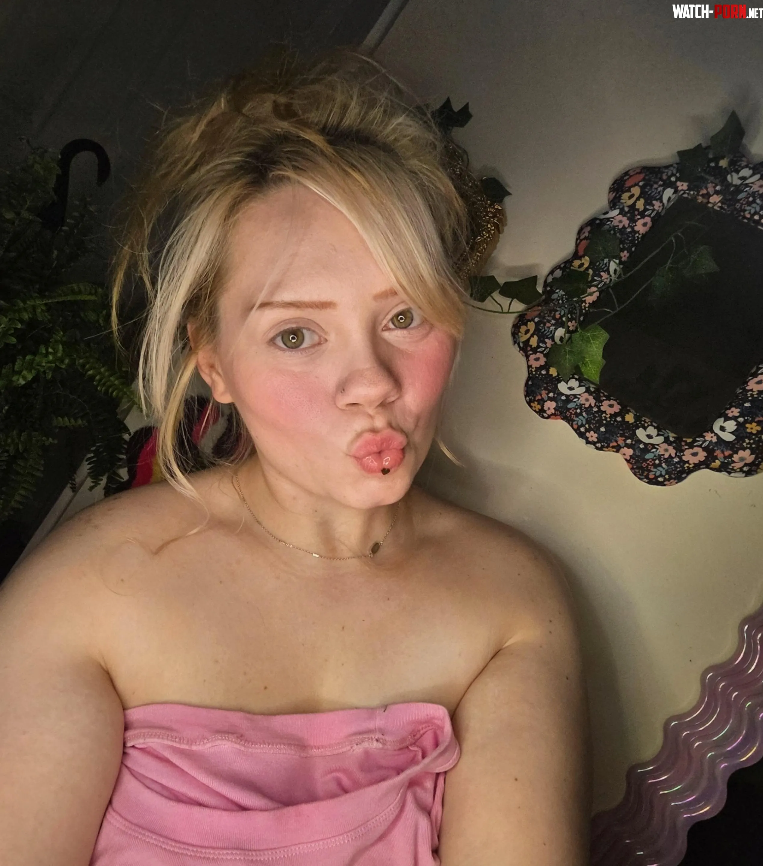 Looking for a boyfriend!! half off GFE today! I'm bored lonely and horny let's go. Cumvibaby on telegram by secretgirlcum