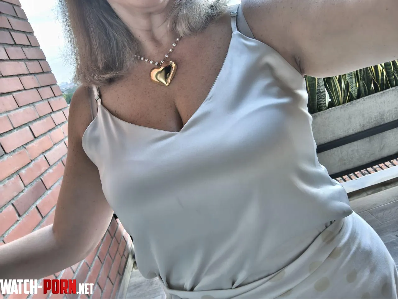 Recently divorced but already 50yo, is that a problem? by Sarah_Diaz