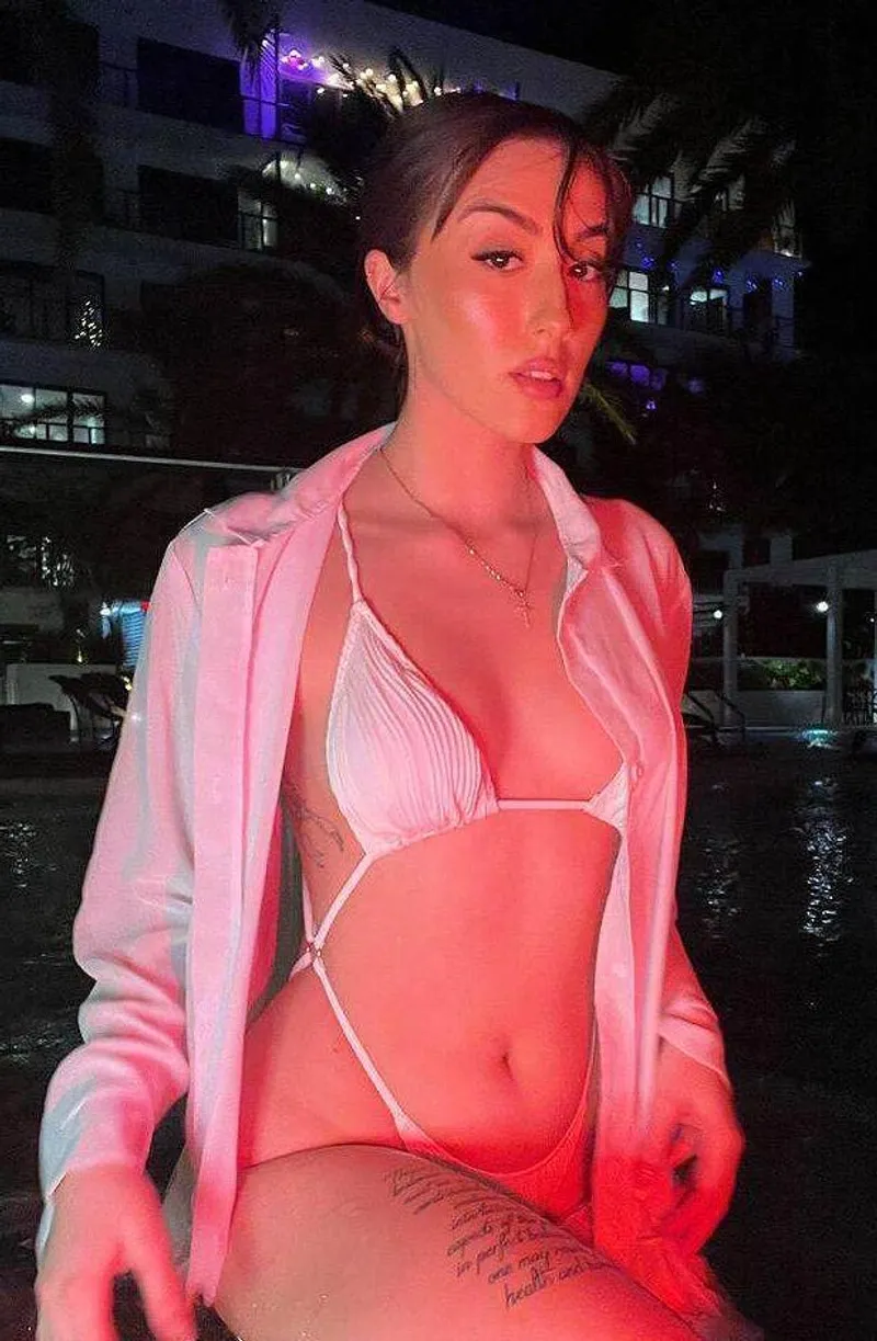 Thumbnail Should I wear white bikinis more often? - BikiniBodies by WhiskerPinkRose