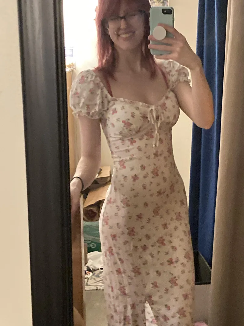 Thumbnail fatfishfins: Hello Tightdress Enthusiasts! | First OC post