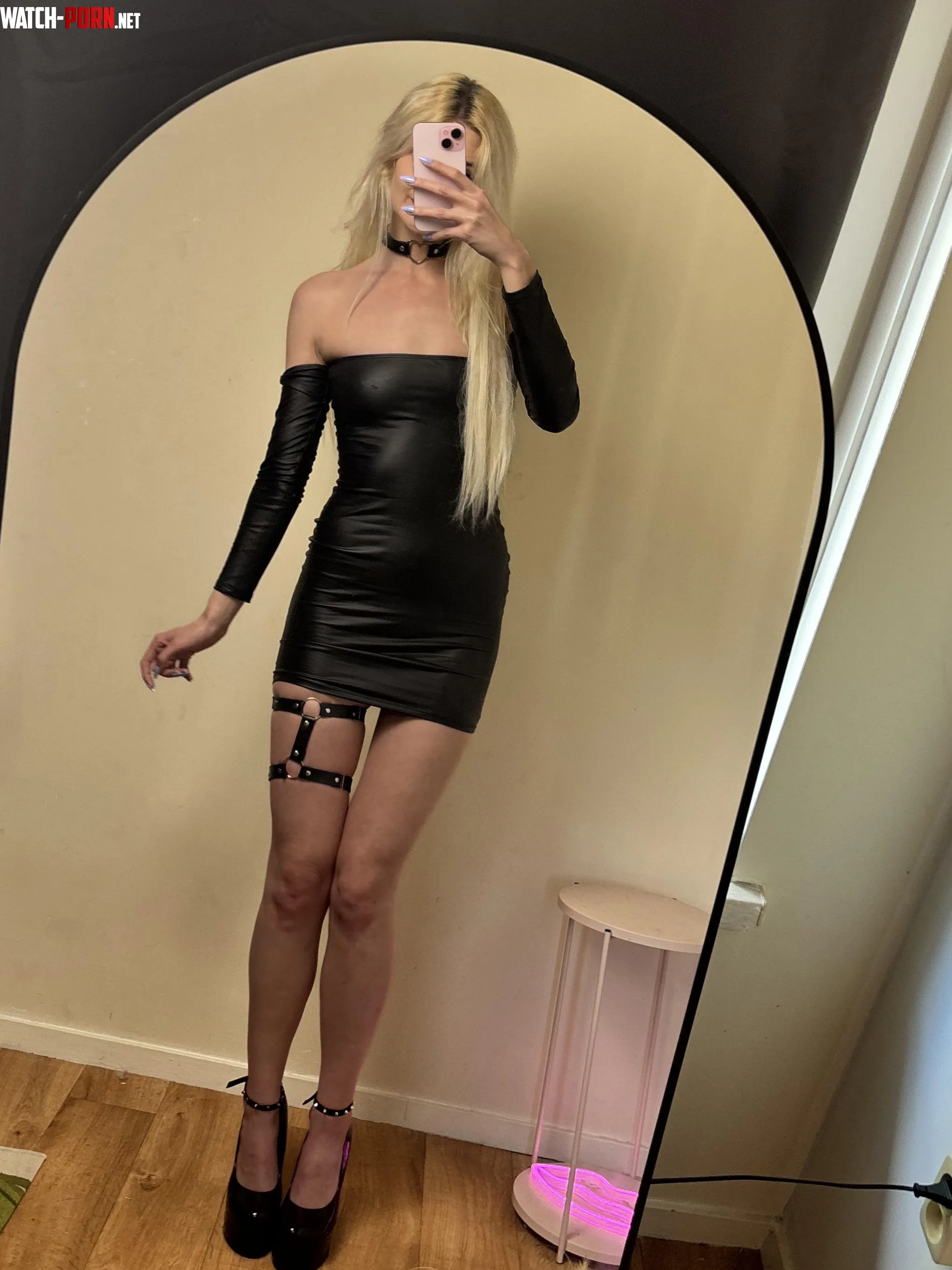 Your fav blonde in leather by LanaPeaches__