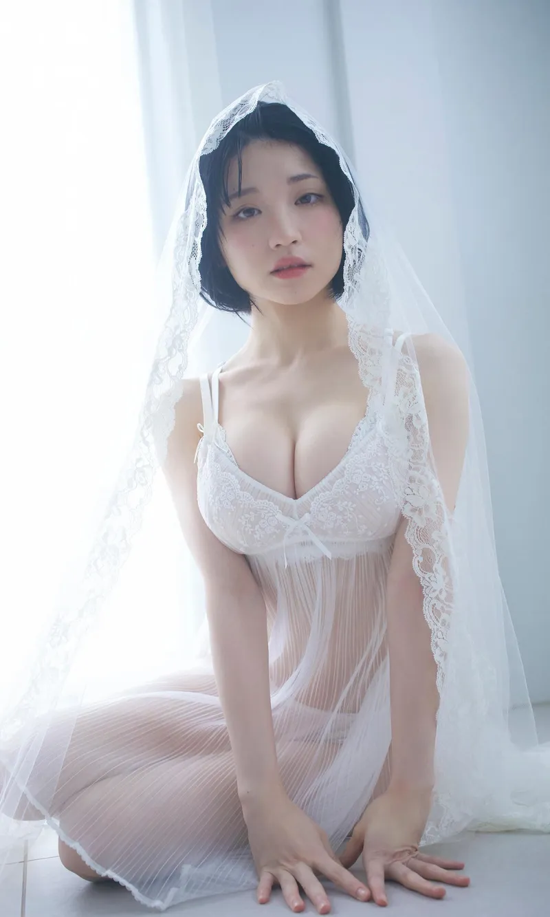 Thumbnail RedditKai_Emi Presents the Captivating Nemoto Nagi in GravureGirls