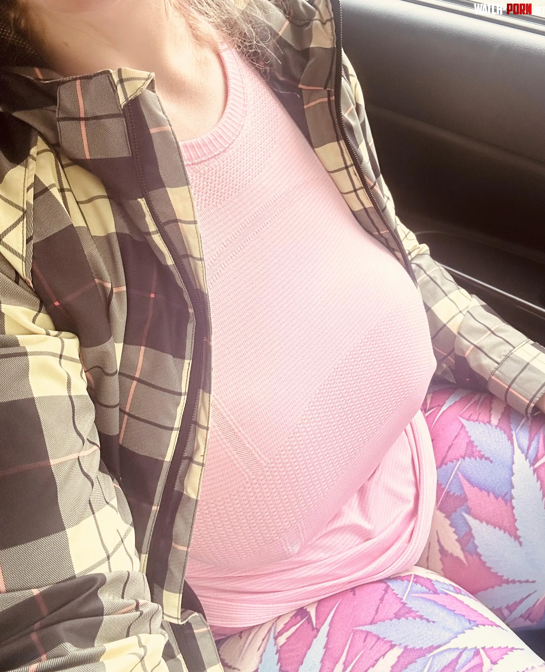 Hope I don’t distract the other drivers by _blondebabe420