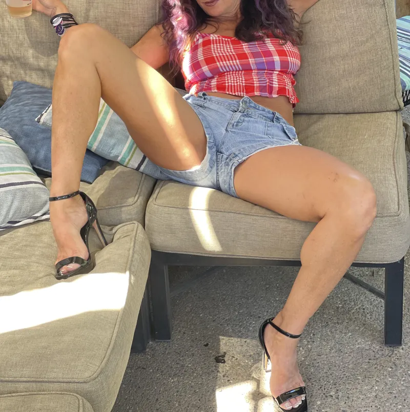 Thumbnail Seductive Intrigue: Picture-Induced Desires by shaenaplease