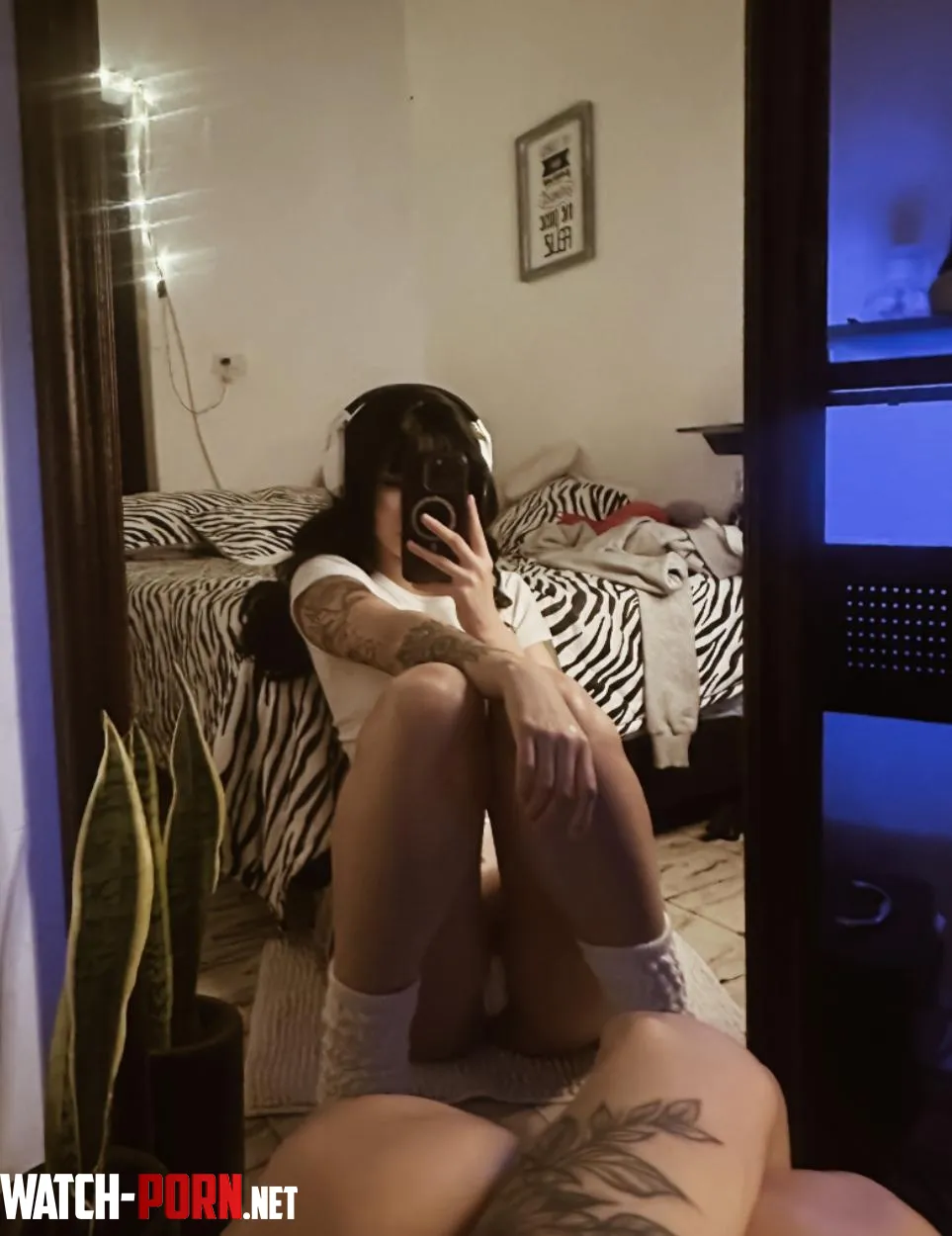 This is how I'd be waiting for you to get home every night and put your seed in me [F] by Vanessa-queenu