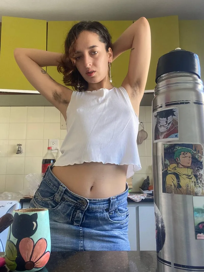 Thumbnail Latinxscorpion Shares Stinky Pit Adventures on a Hot Day