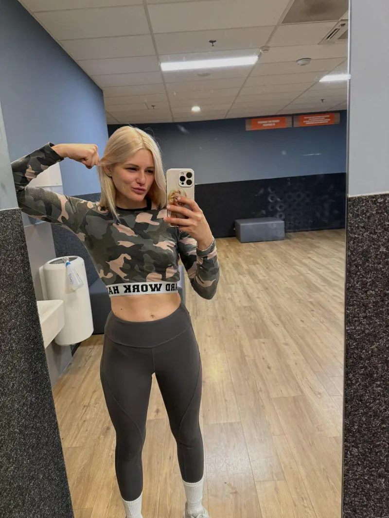 Thumbnail Independent Spirit: Meet the Strong Independent Woman SomewhereFamous2690