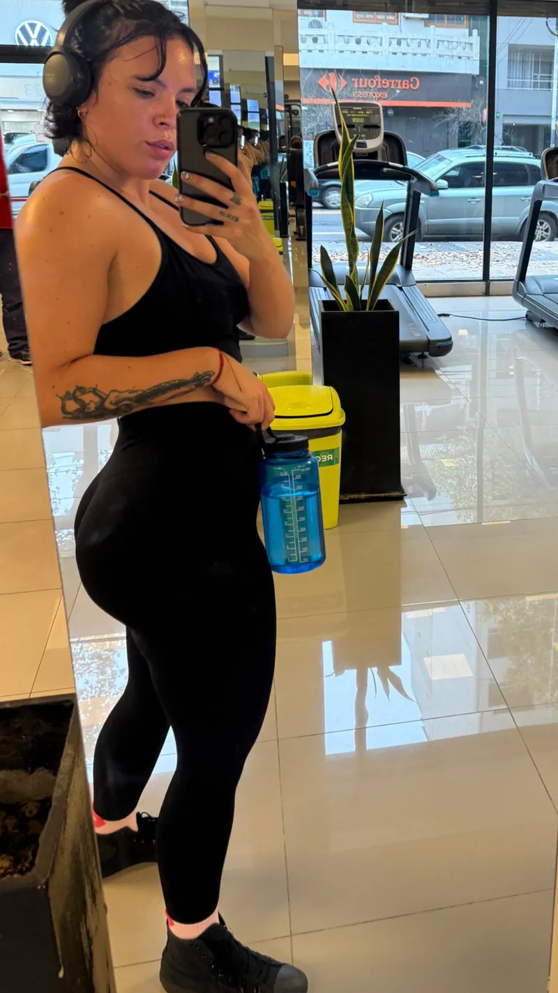Thumbnail Powerful in Black Leggings - Explore the Trend with Some_Bodybuilder2953