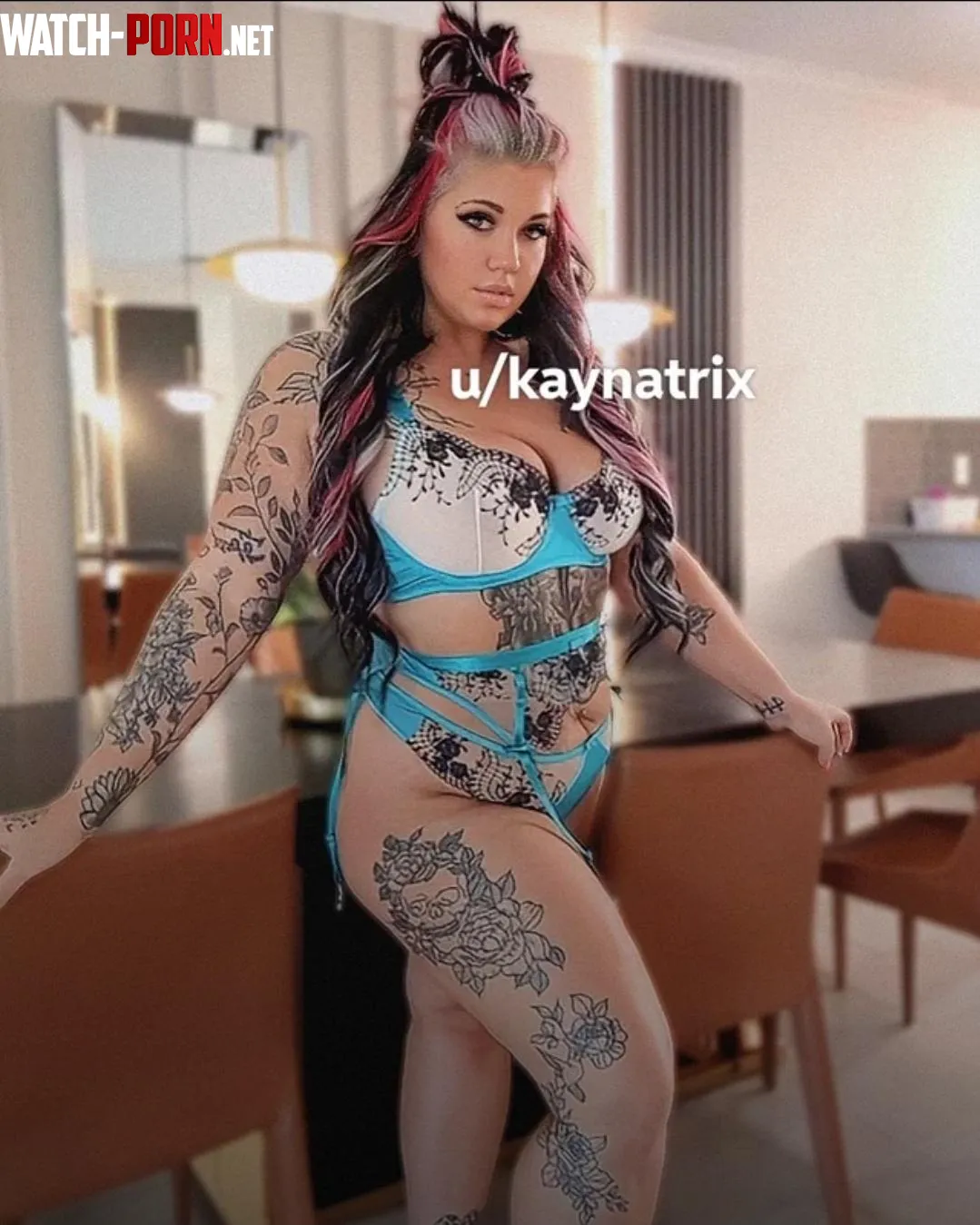 Thick chick with a wicked oral fixation by kaynatrix