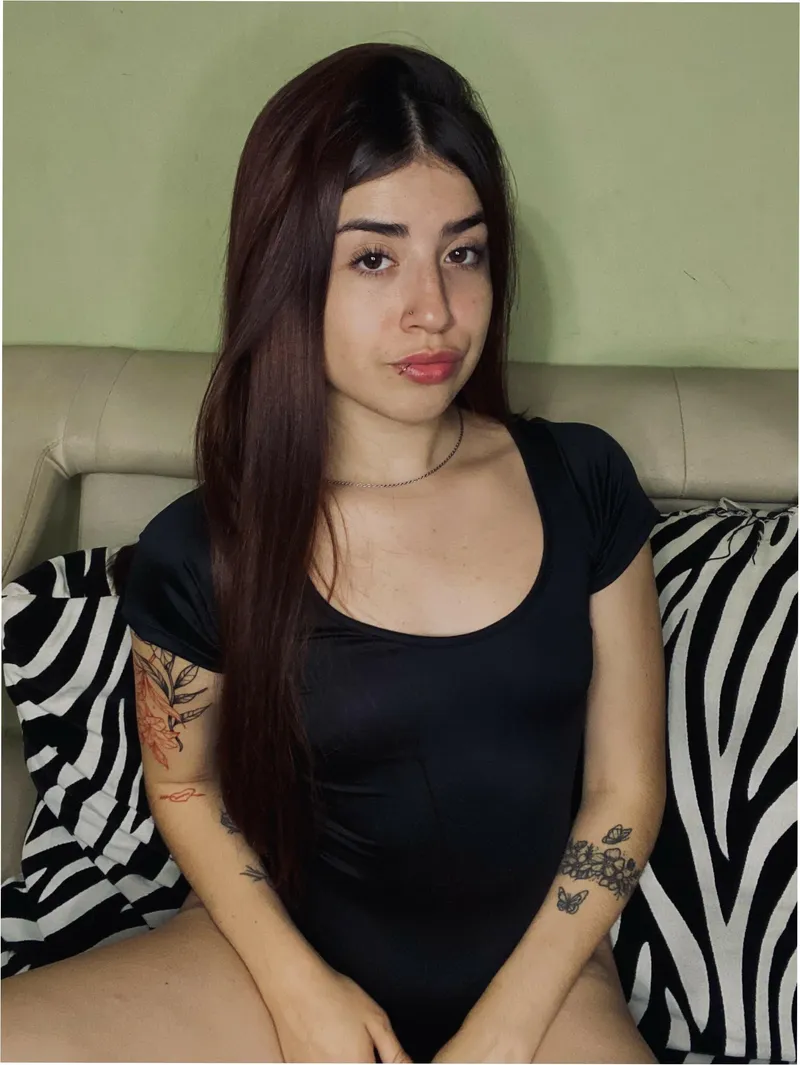 Thumbnail miatravelsla's Bodysuit Fit: A Captivating Tight Delight